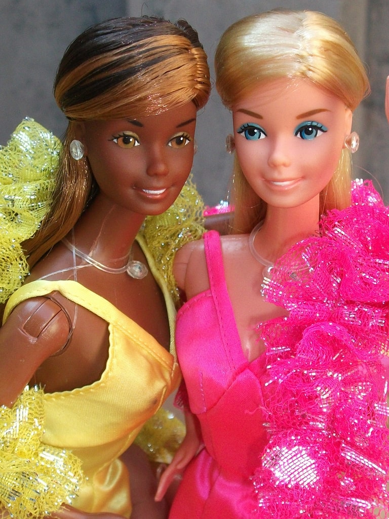 Barbie compie 64 anni: buon compleanno, bellezza!