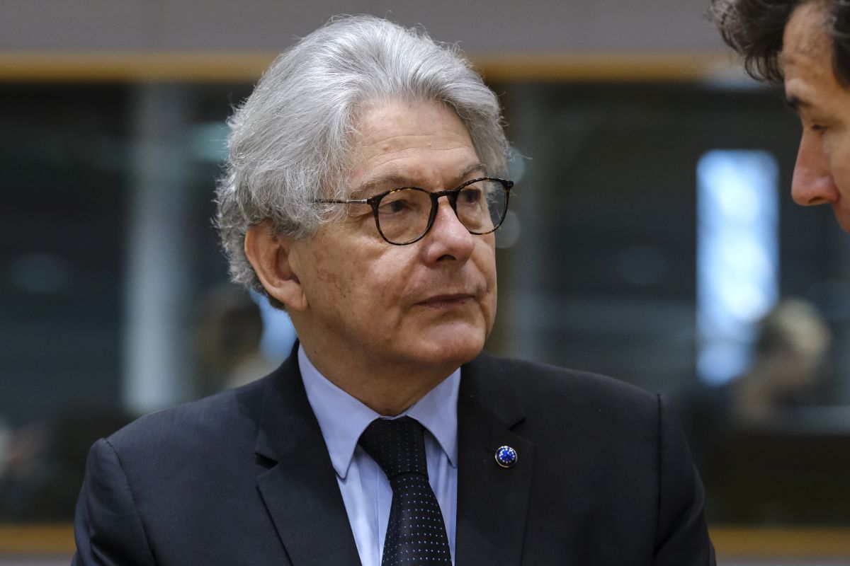 Usa negano il visto all’ex commissario Ue sul digitale: scontro con Ue