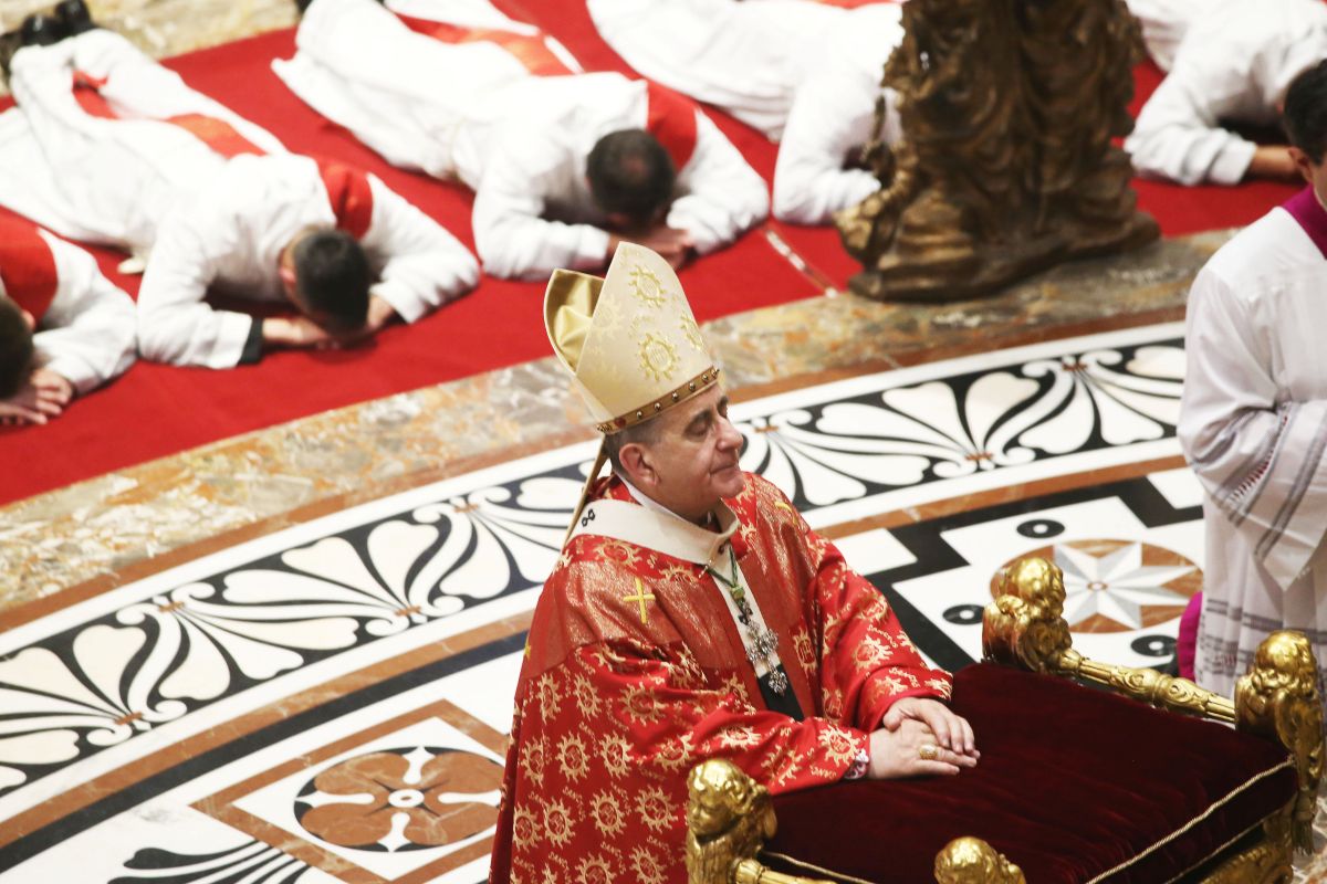 Natale, Delpini contro la banalità che svuota fede e vita