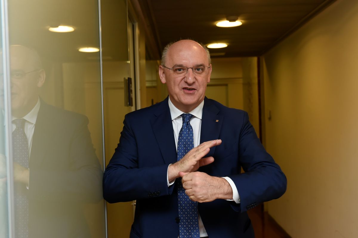 Banca di Asti, stop alla vendita: la contromossa locale di Demartini