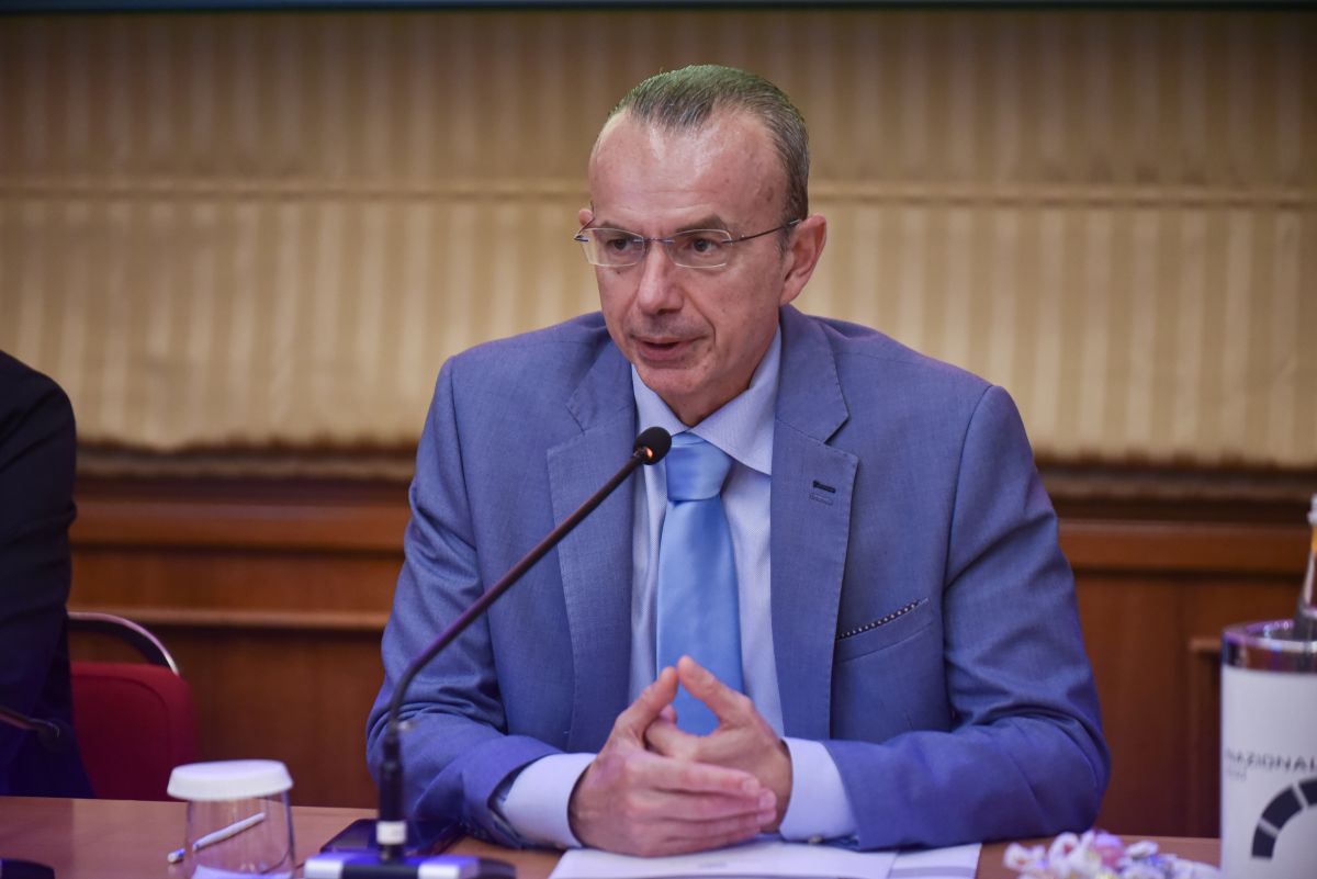 Metalmeccanica in affanno: produzione giù, il futuro è un’ombra spessa