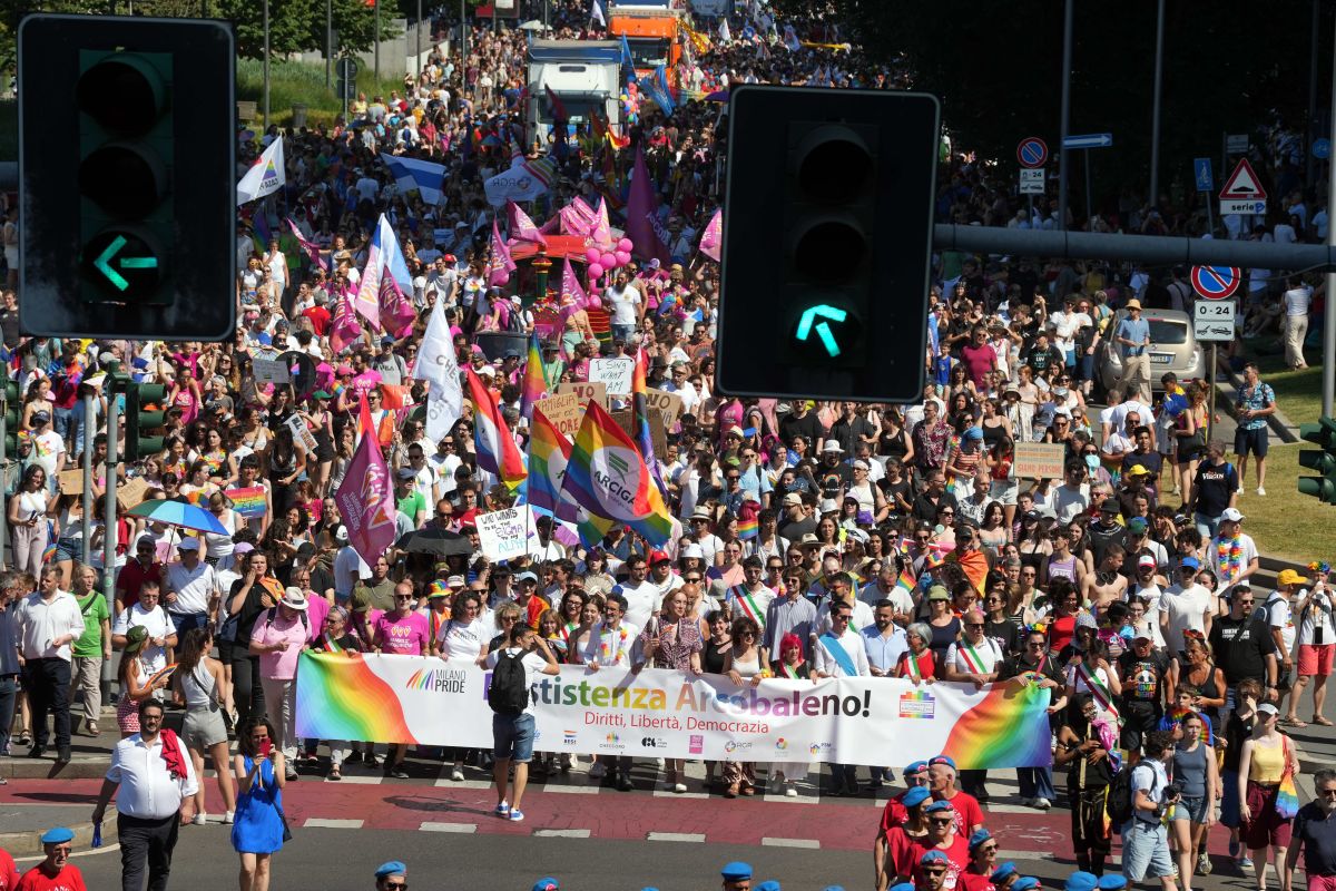 Budapest, l’orgoglio sfida Orbán e riaccende la voglia di libertà