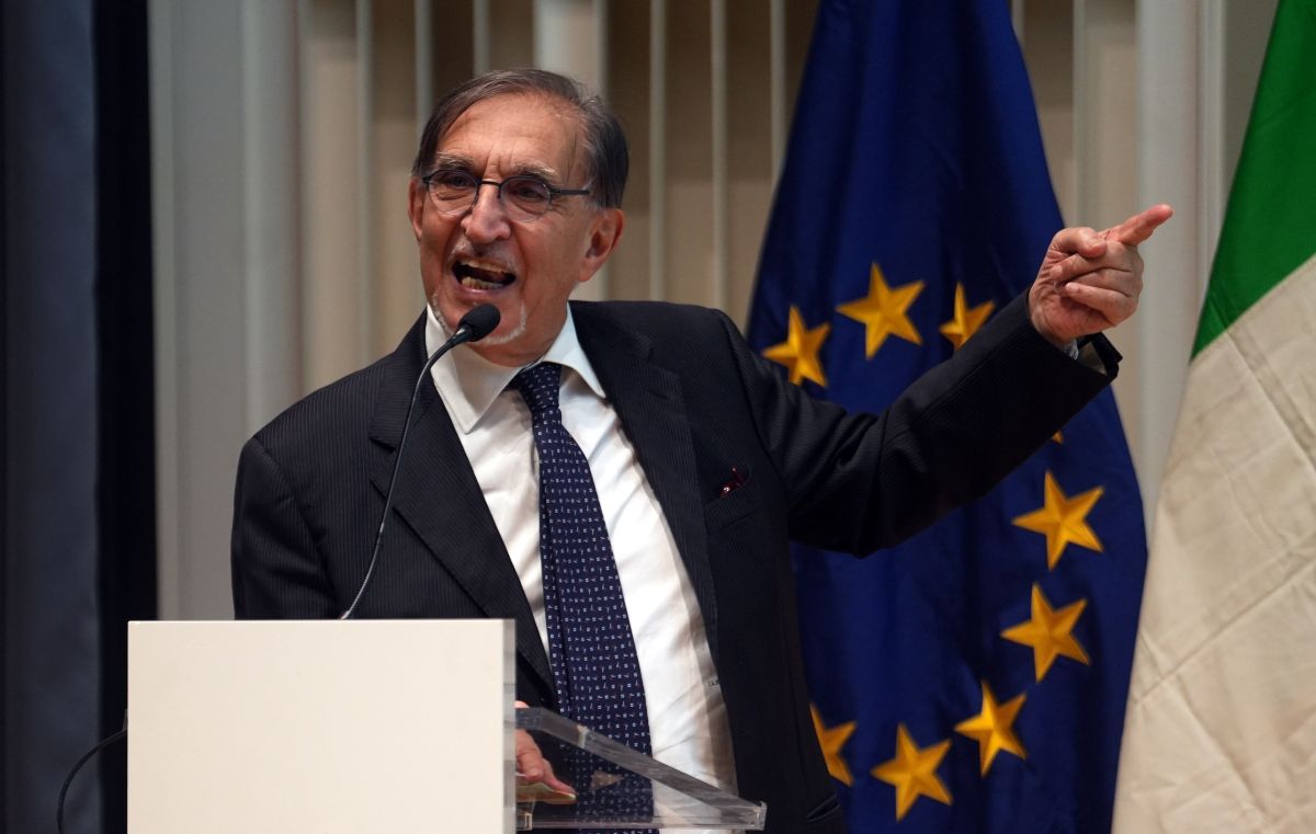 La Russa rilancia il “fine pena a casa” per Natale