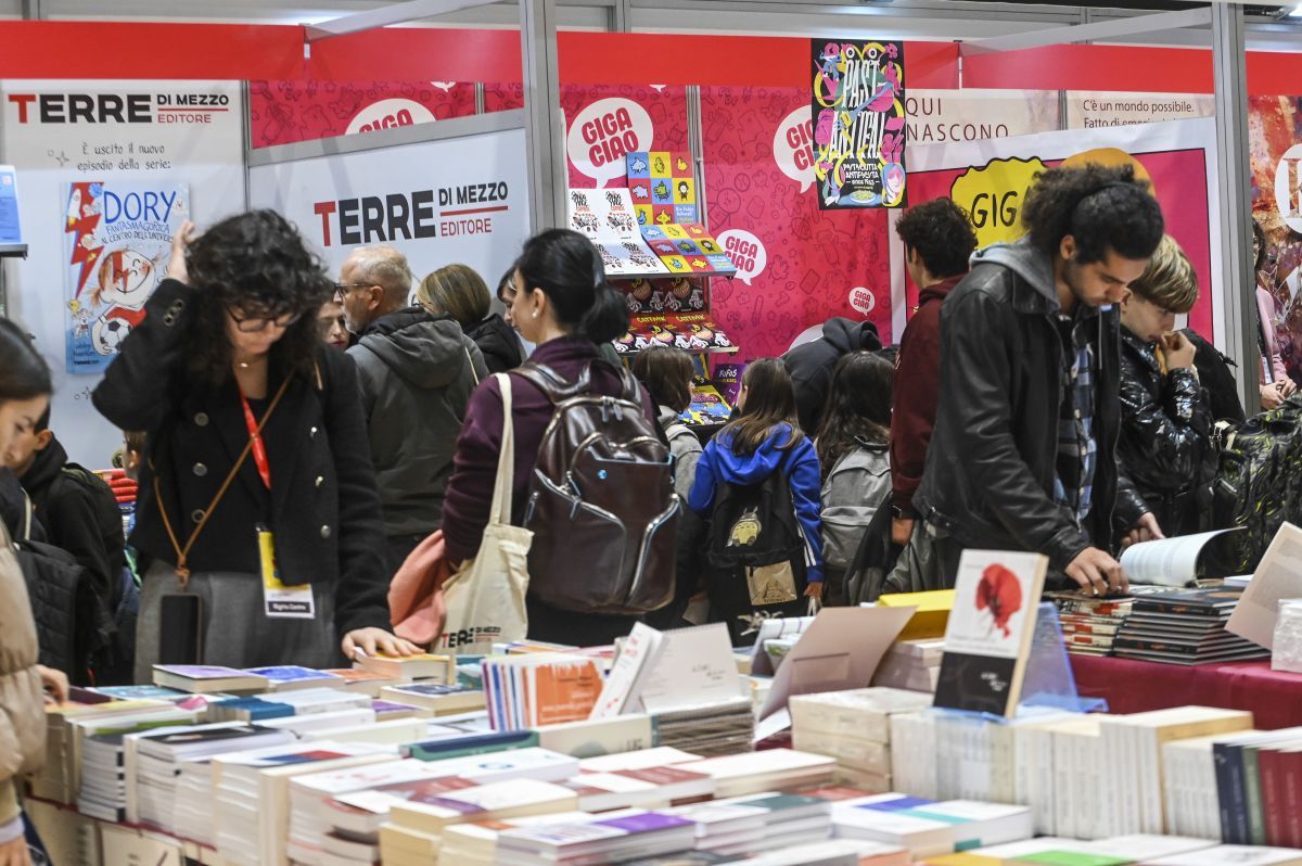 Più Libri Più Liberi, la fiera che si spacca su Passaggio al Bosco