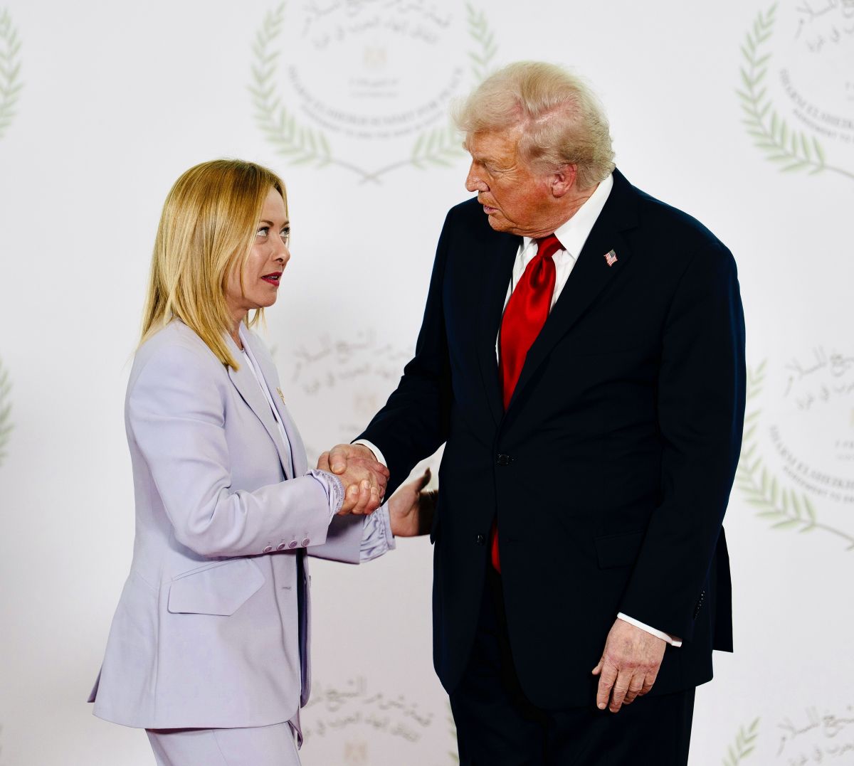 Sharm el-Sheikh, l’Italia si candida a regista della tregua