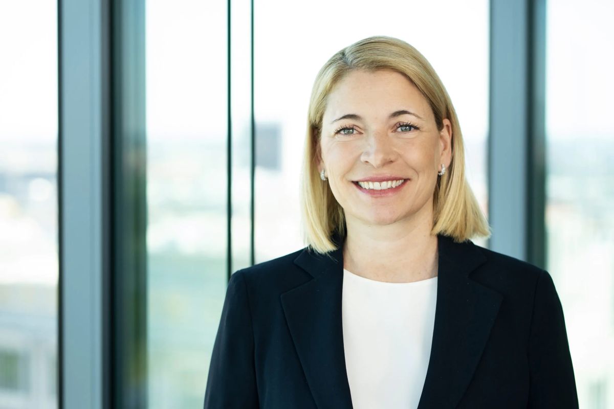 Un’italiana alla guida di Deutsche Bahn: la sfida di Evelyn Palla