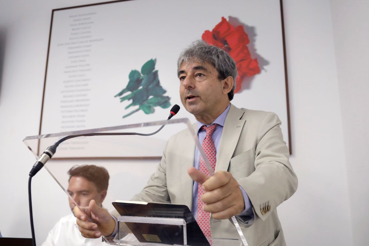 L’Anm ammette l’errore: trent’anni di processi per il Cav sono troppi