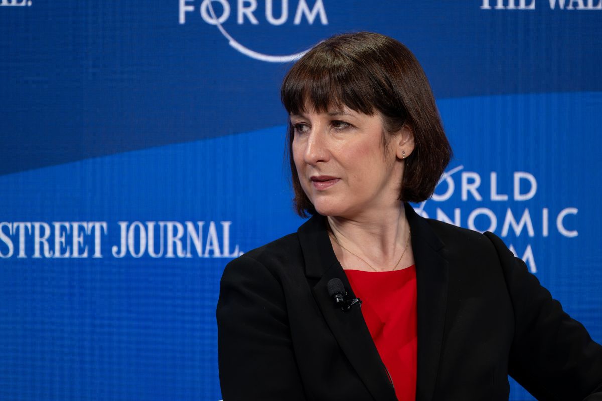 Brexit, il Tesoro ammette il conto salato: tasse su nel budget