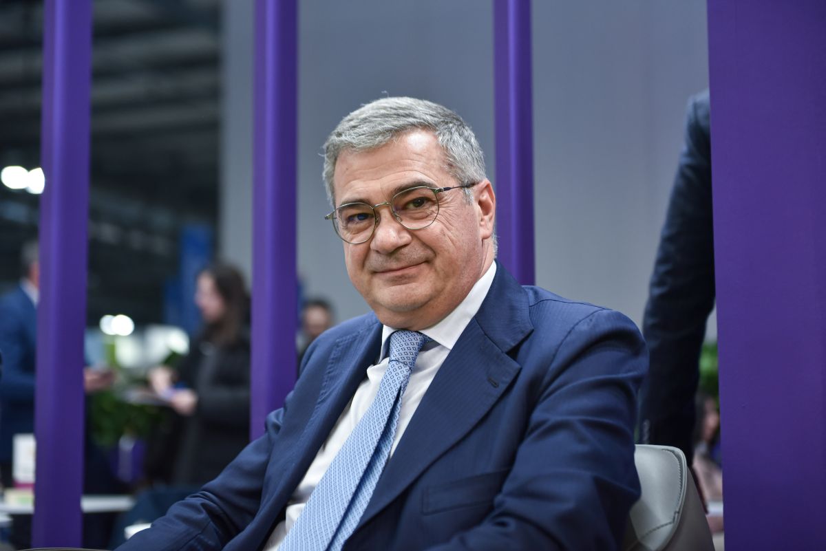 Campania, centrodestra in stallo: Romano si sfila