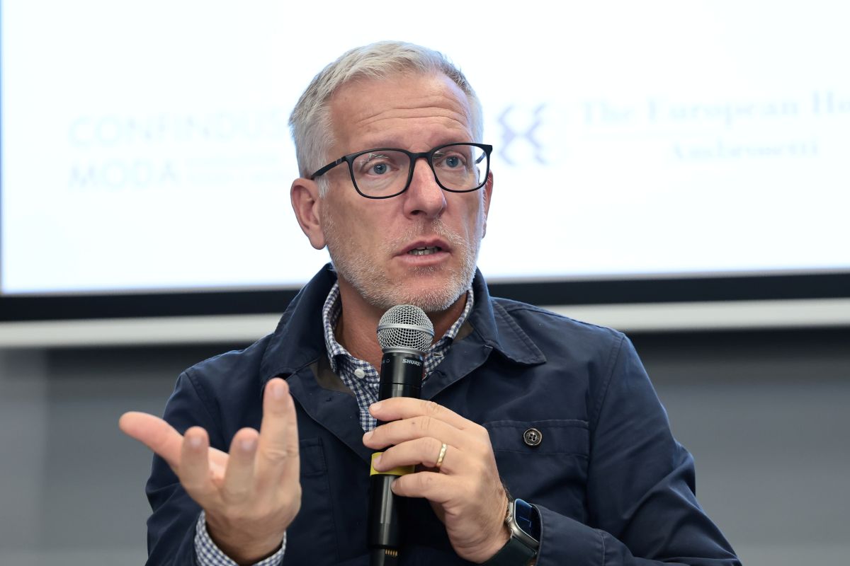 Moda italiana, marea cinese: allarme e contromosse