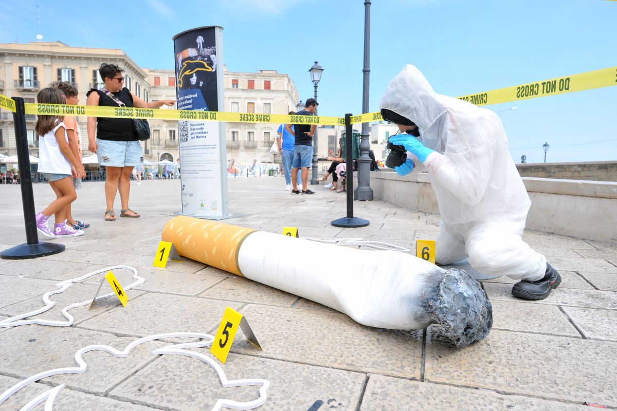 Francia, stop al fumo in parchi e spiagge: rivoluzione dal 1° luglio