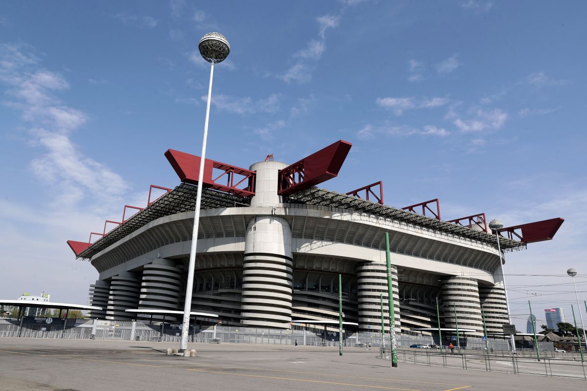 San Siro, voto a notte fonda: via libera alla vendita e nuovo stadio