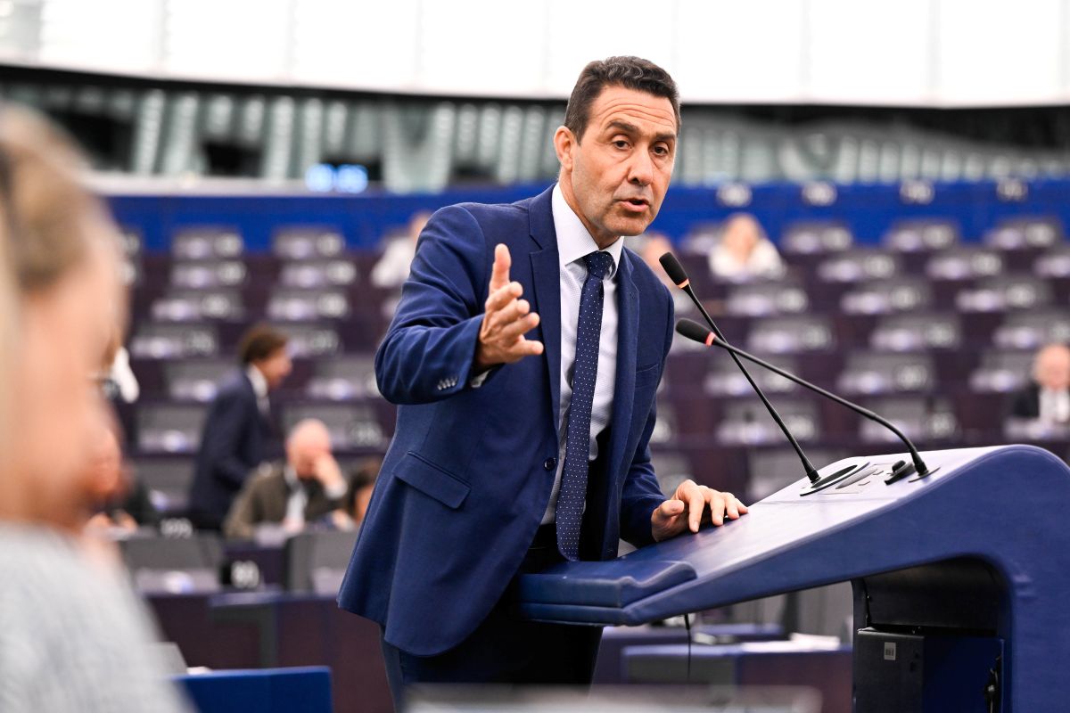 La tesi che smaschera l’incitamento all’odio nei post di Vannacci