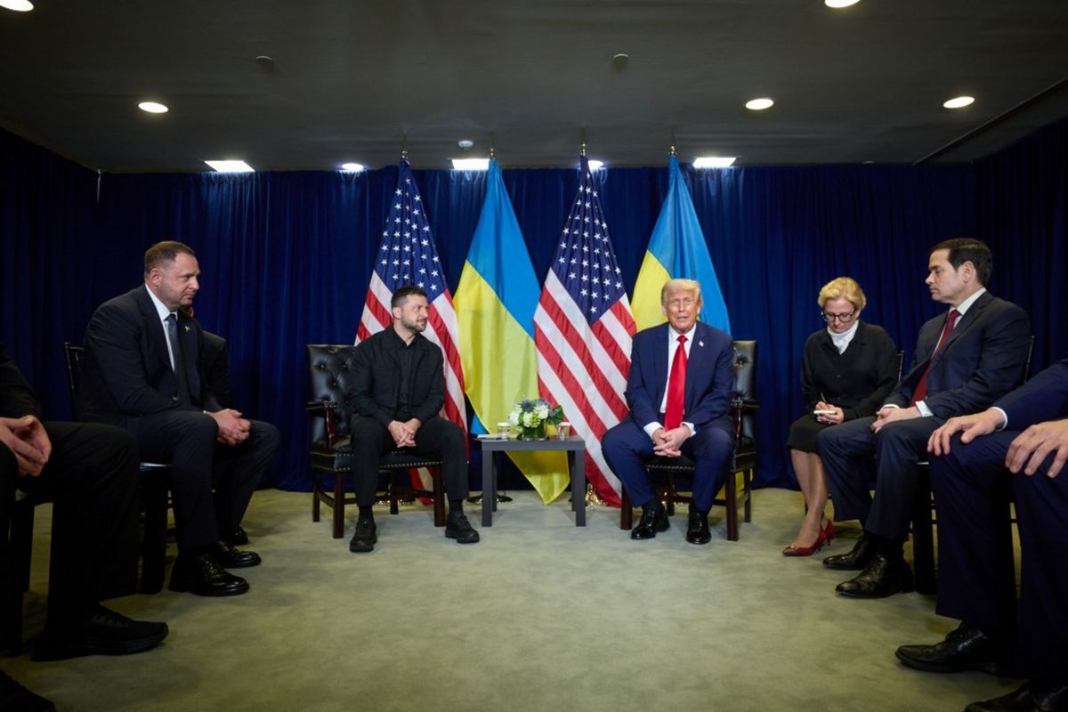 Trump e Zelensky a Mar-a-Lago: Europa al centro delle garanzie di pace