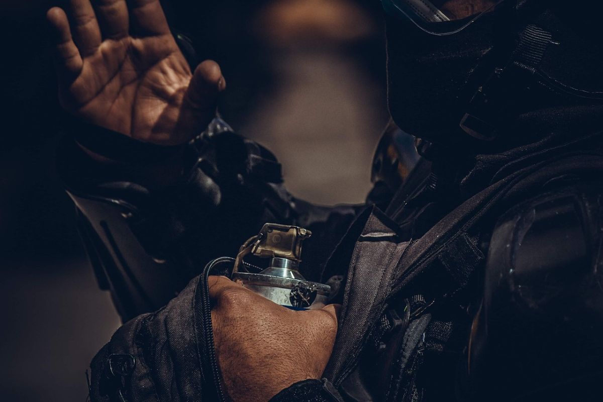 Rivolta a Marassi: detenuti in rivolta, agenti feriti