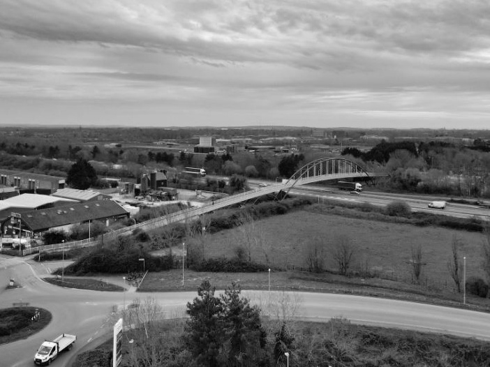 Regno Unito, paura sui binari e costi della sicurezza: l’attacco che riapre la crisi dei trasporti