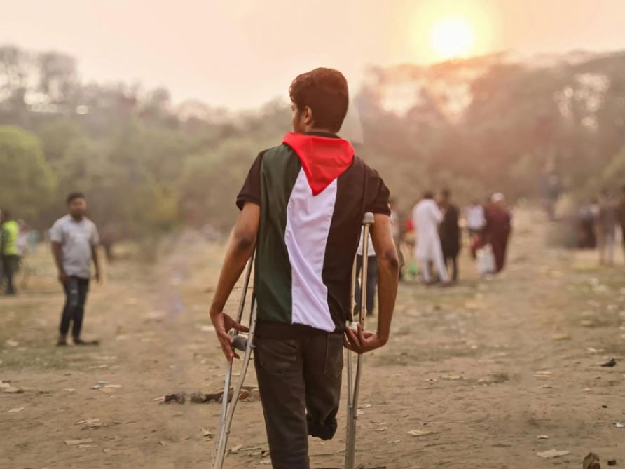 Gli ostaggi tornano a casa, ma nella Striscia restano solo macerie