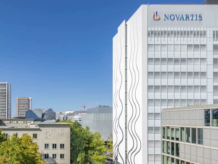 Novartis alza l’asticella sulla crescita