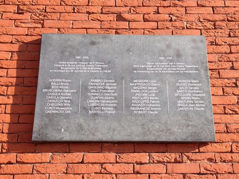 Quarant’anni fa la strage dell’Heysel: 39 morti per una finale che cambiò per sempre il calcio europeo