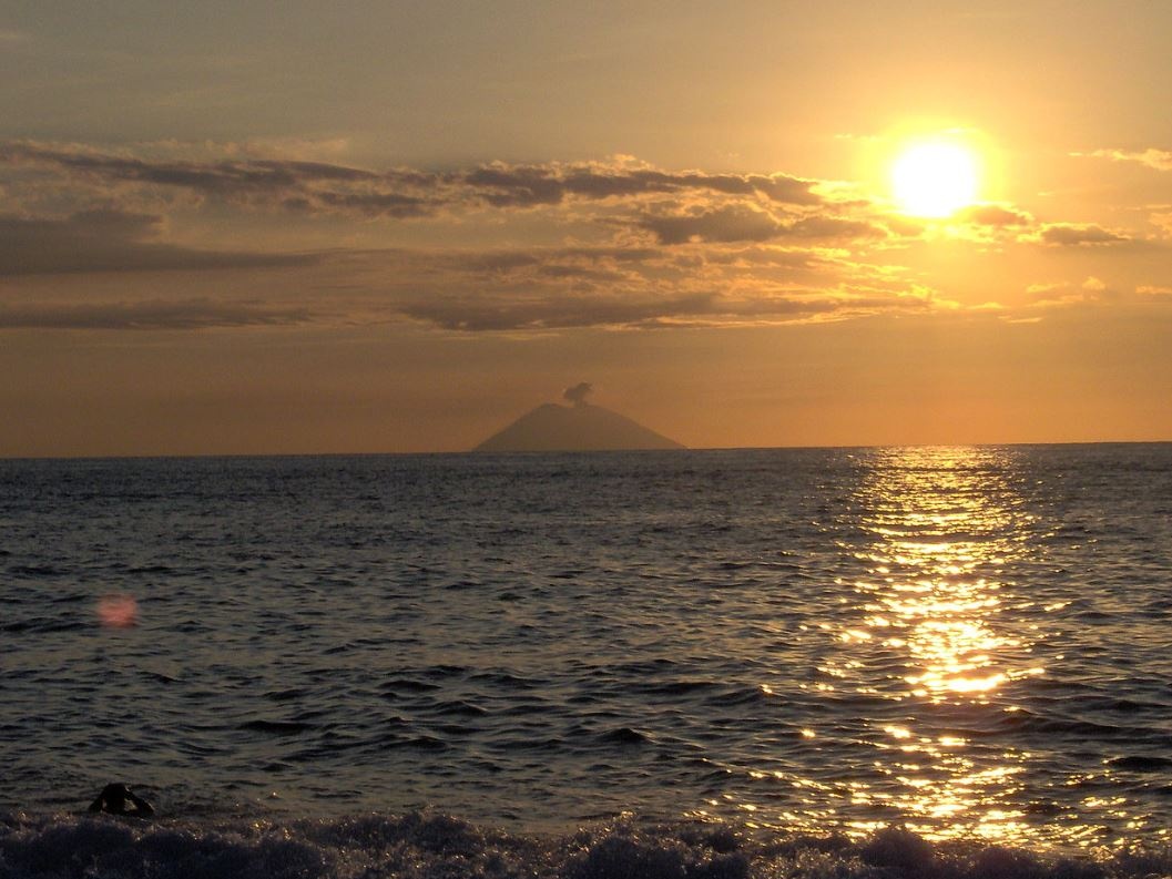 Stromboli diventa Pandora: la Disney sceglie il vulcano vivo per il nuovo Avatar