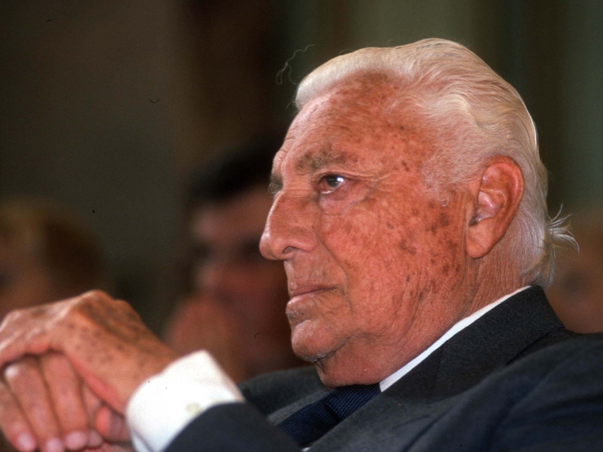 Eredità Agnelli, il presunto nuovo testamento dell’Avvocato a favore di Edoardo agita l’assetto di Dicembre