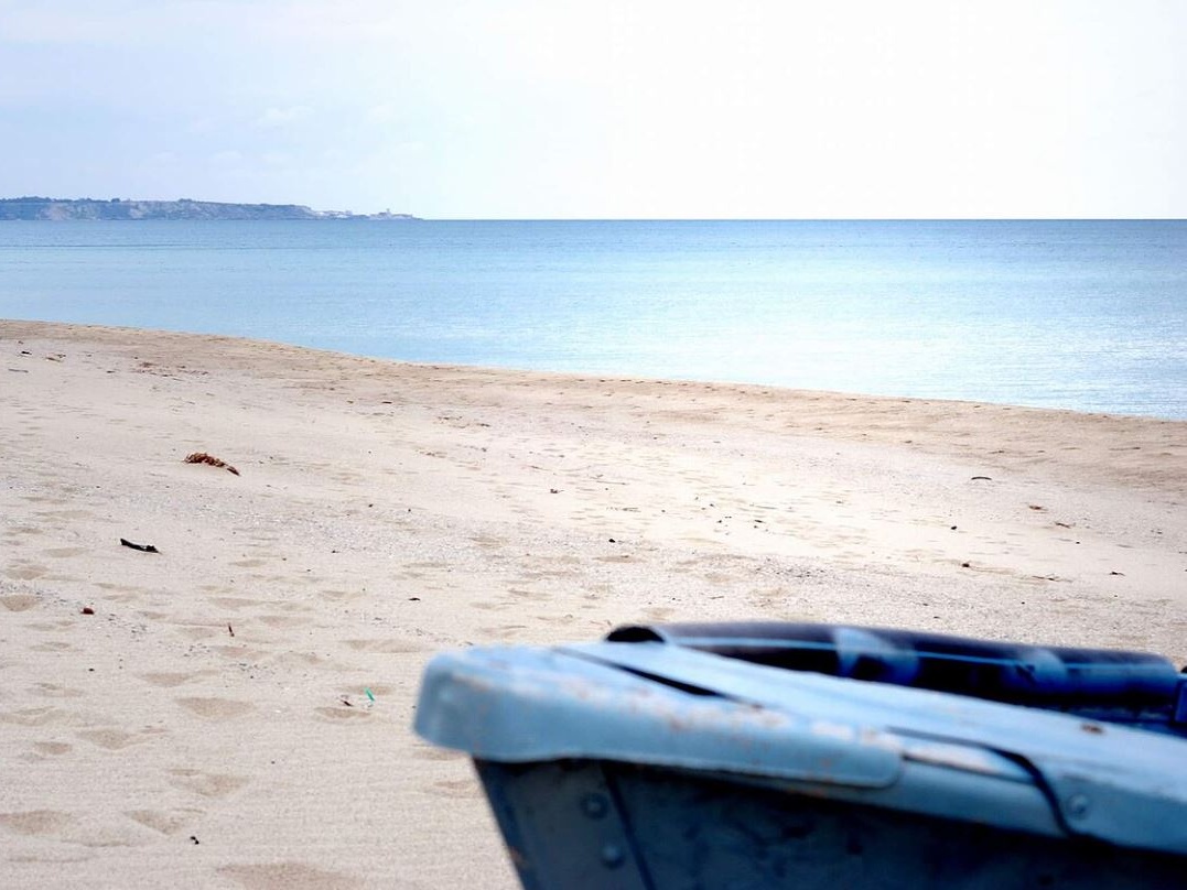 Cutro, l’Italia che si inginocchiò sulla spiaggia