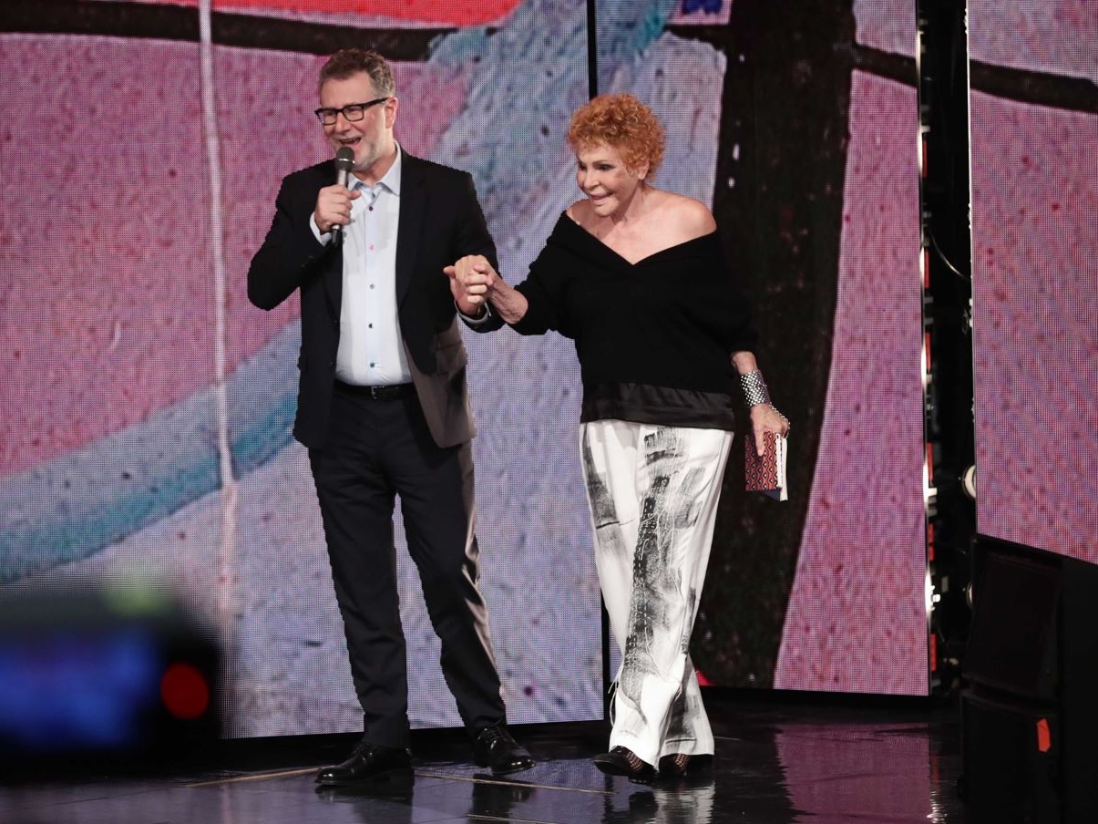 Lacrime sincere, ironia sospesa: ciao Ornella