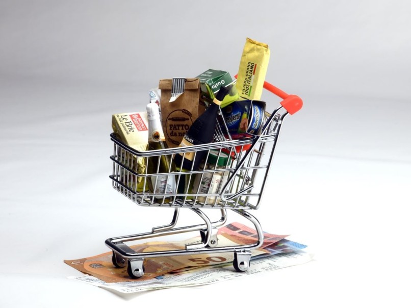 Inflazione alimentare e redditi fermi: una dieta sana vale 4.900 euro l’anno e diventa un bene selettivo