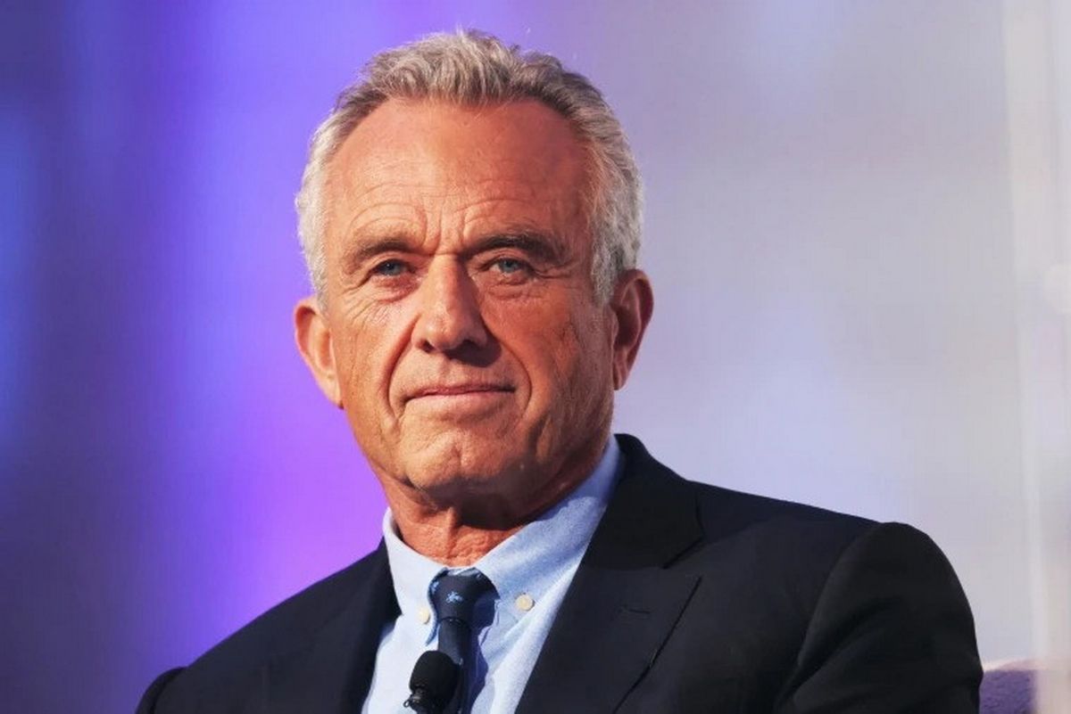 Caos vaccini in Usa: RFK Jr sotto accusa, Stati si ribellano
